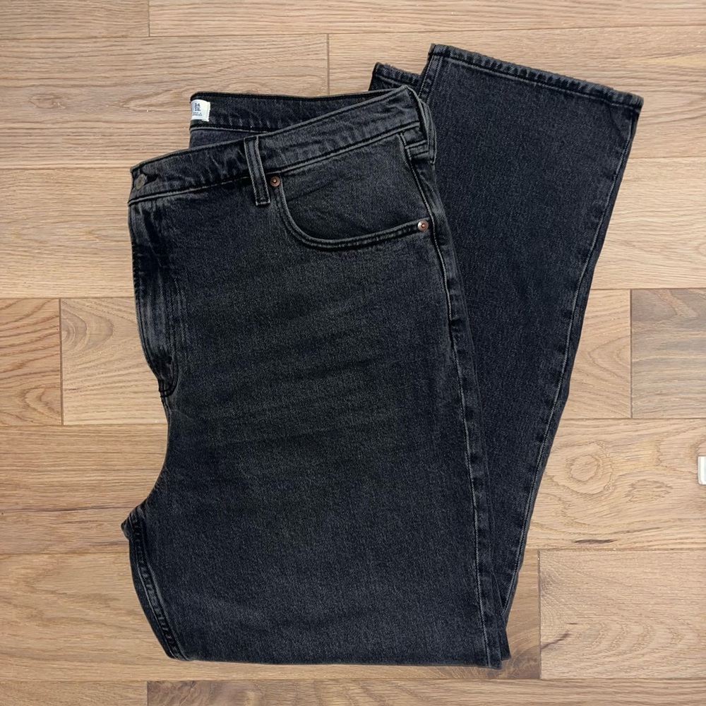 Abercrombie Black The 90s Straight Ultra High Rise Jean